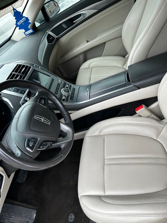 2019 Lincoln MKZ Image 15