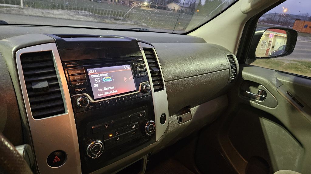 2018 Nissan Frontier Image 14