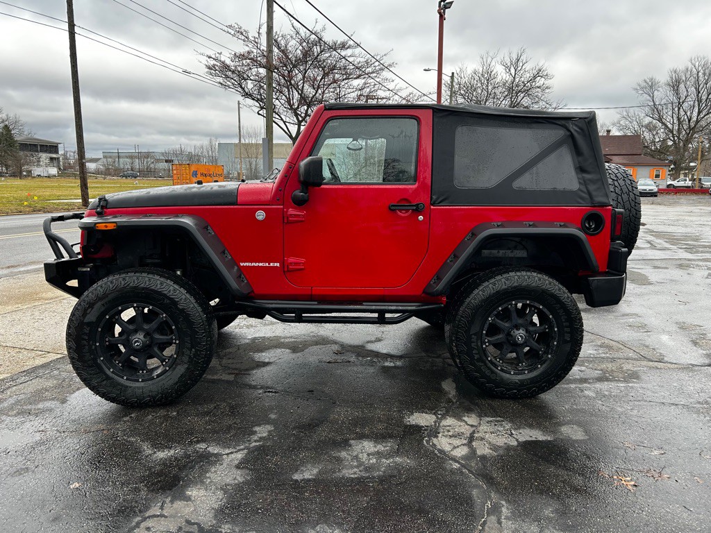 2011 Jeep Wrangler Image 3