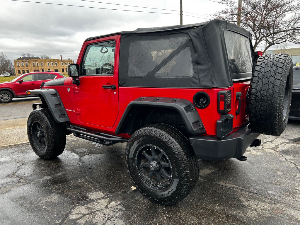 2011 Jeep Wrangler Image 4