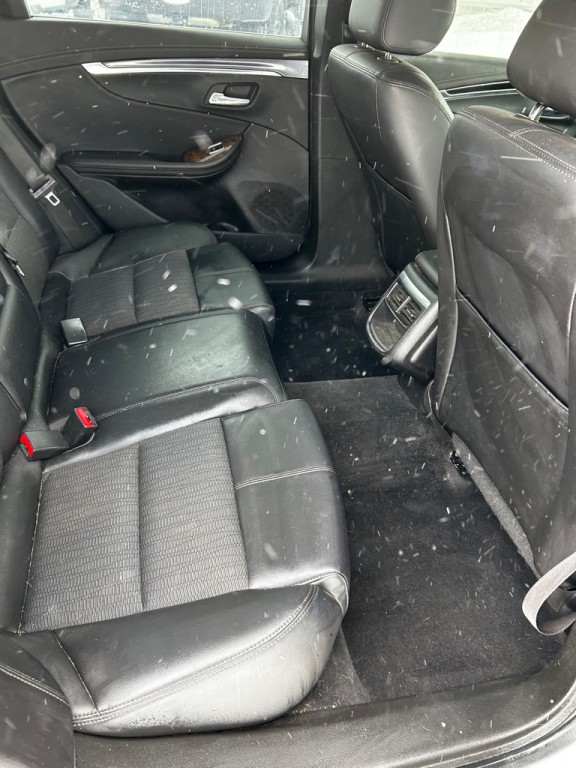 2015 Chevrolet Impala Image 10