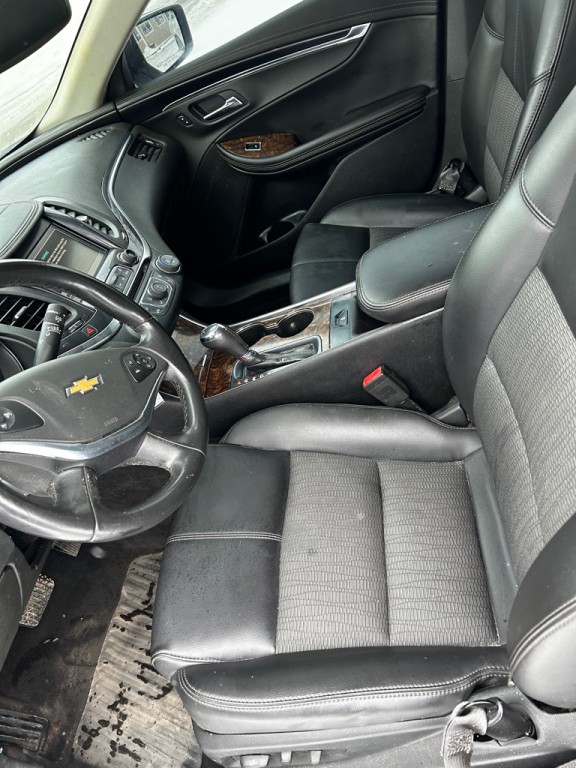 2015 Chevrolet Impala Image 12