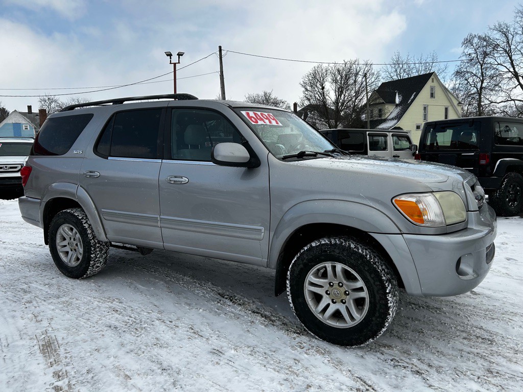 2005 Toyota Sequoia Image 10