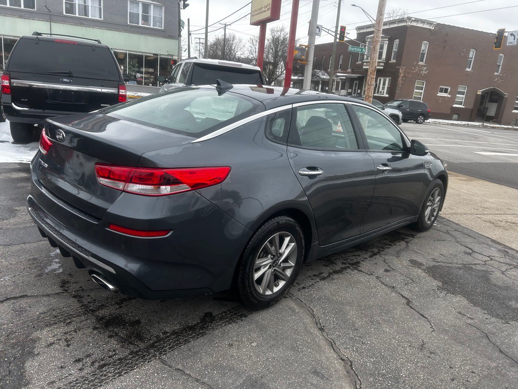 2020 Kia Optima Image 7