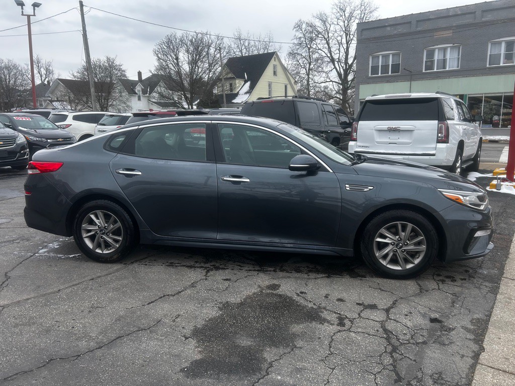 2020 Kia Optima Image 8
