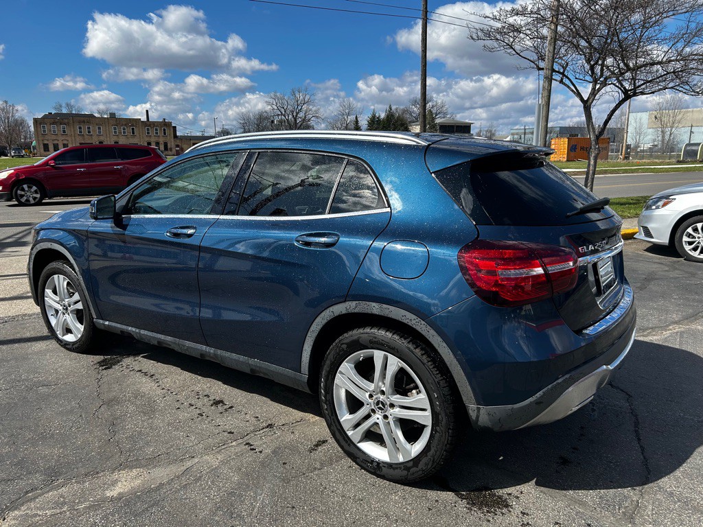 2019 Mercedes-Benz GLA-Class Image 4