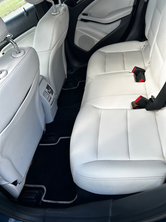 2019 Mercedes-Benz GLA-Class Image 12