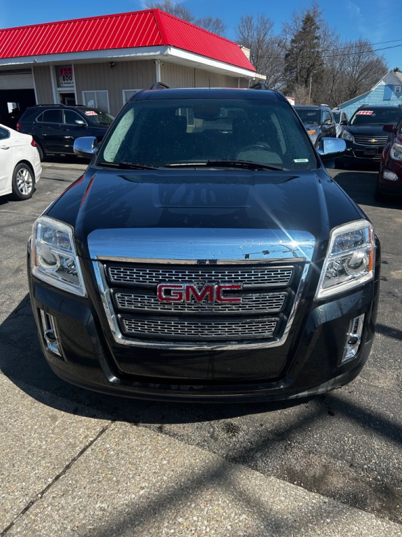 2015 GMC Terrain Image 2