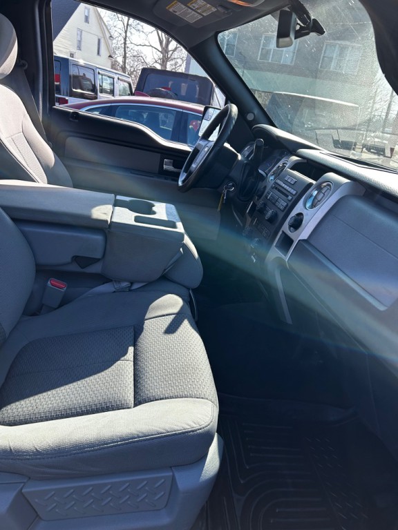 2013 Ford F-150 Image 9