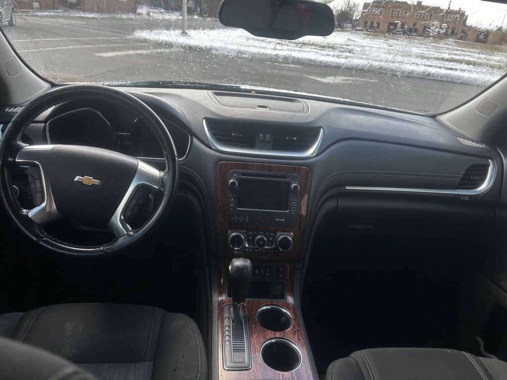 2013 Chevrolet Traverse Image 16