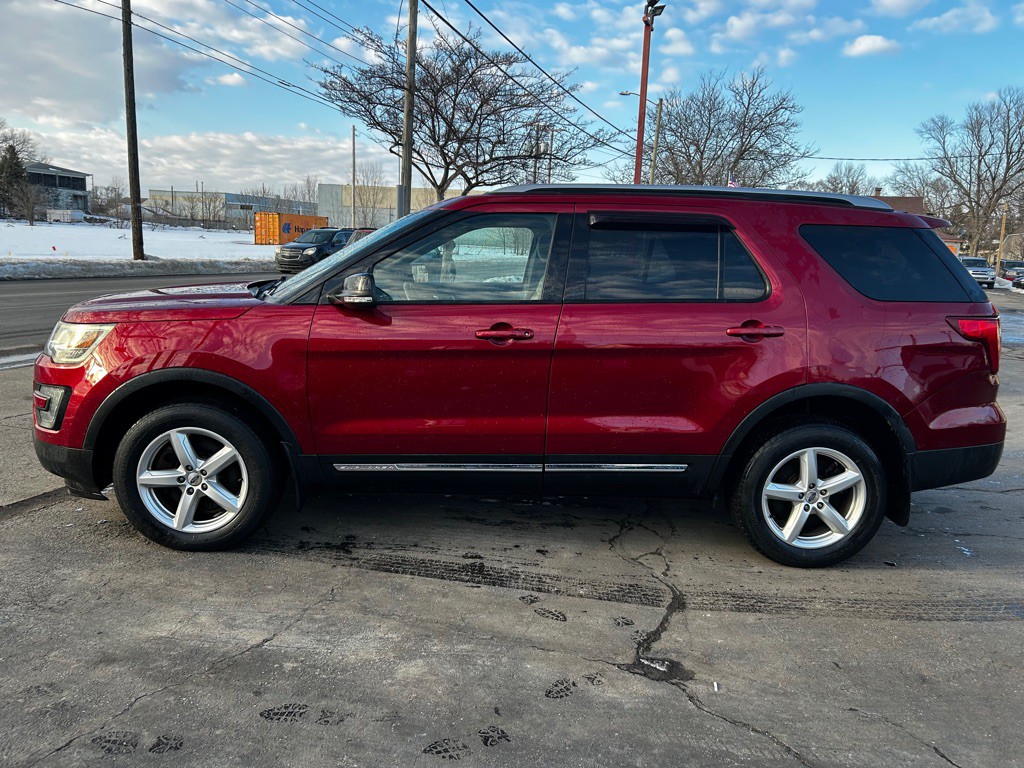 2016 Ford Explorer Image 3
