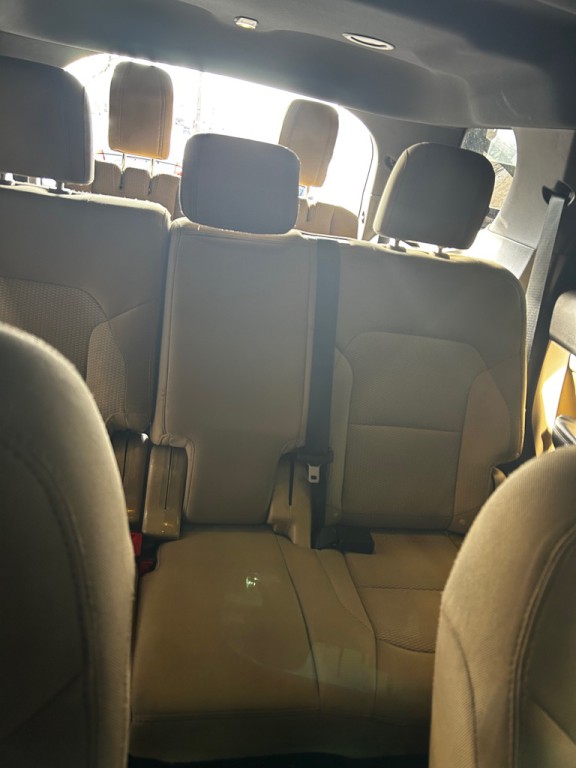 2016 Ford Explorer Image 11