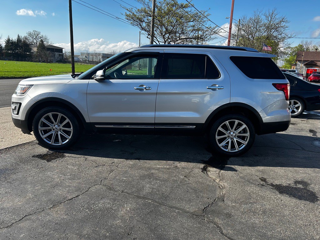 2017 Ford Explorer Image 3