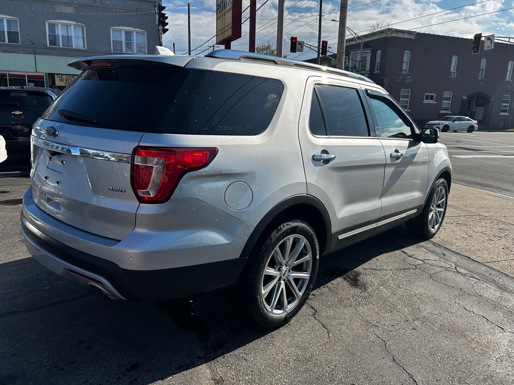2017 Ford Explorer Image 7