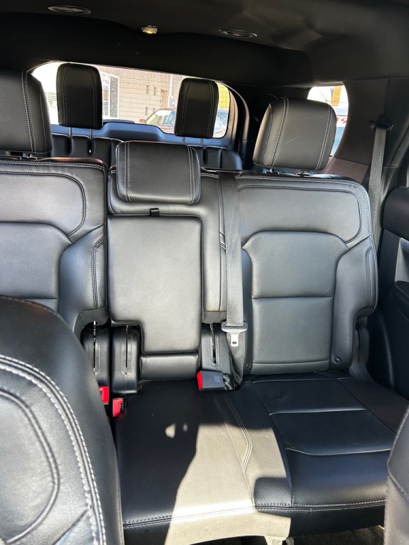 2017 Ford Explorer Image 11