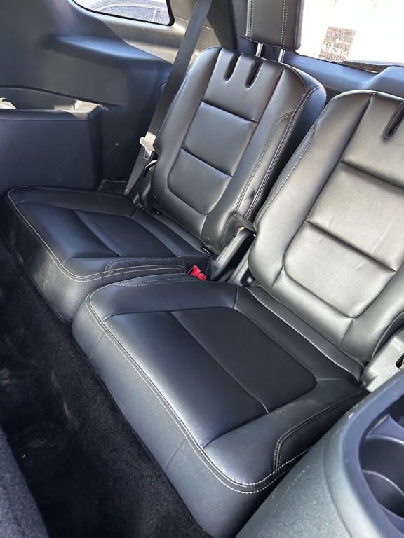 2017 Ford Explorer Image 14