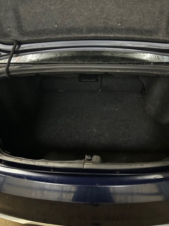 2013 Chrysler 200 Image 6