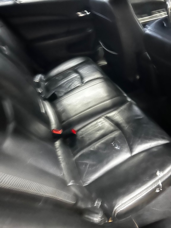 2013 Chrysler 200 Image 11