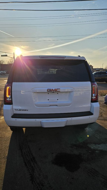 2017 GMC Yukon Image 4