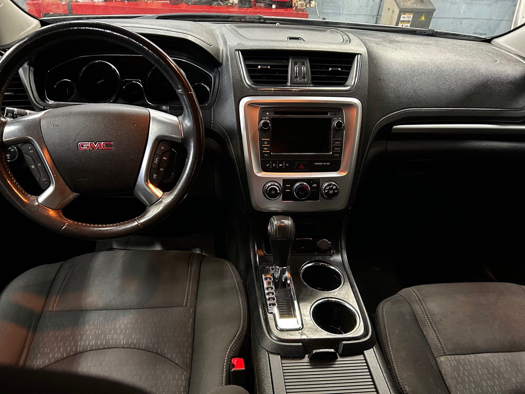 2015 GMC Acadia Image 15