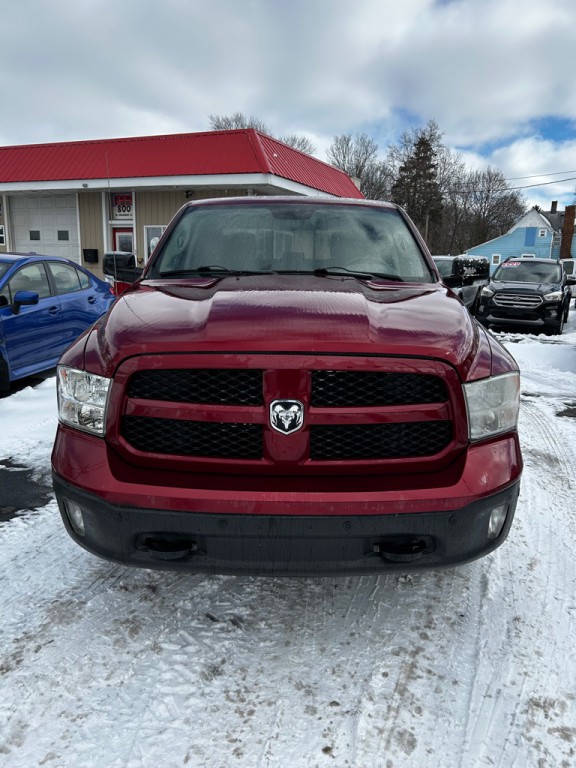 2015 RAM 1500 Image 2