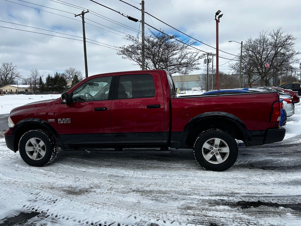 2015 RAM 1500 Image 3