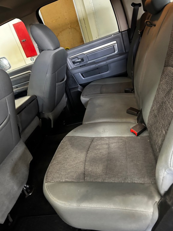 2015 RAM 1500 Image 11