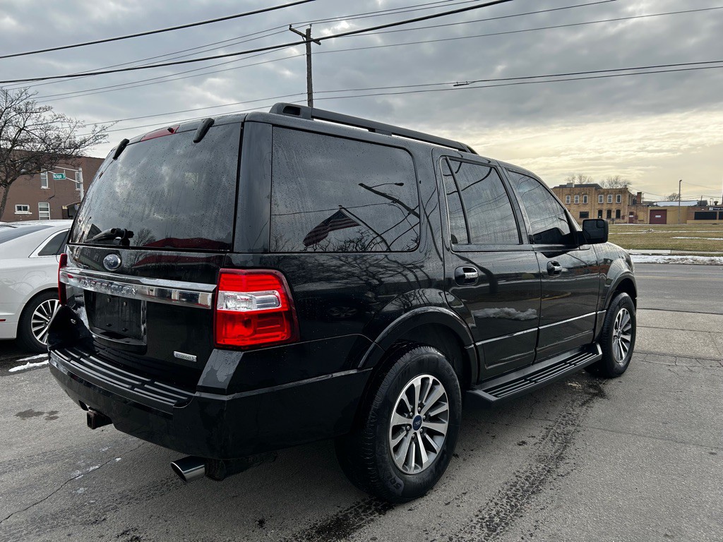 2017 Ford Expedition Image 7