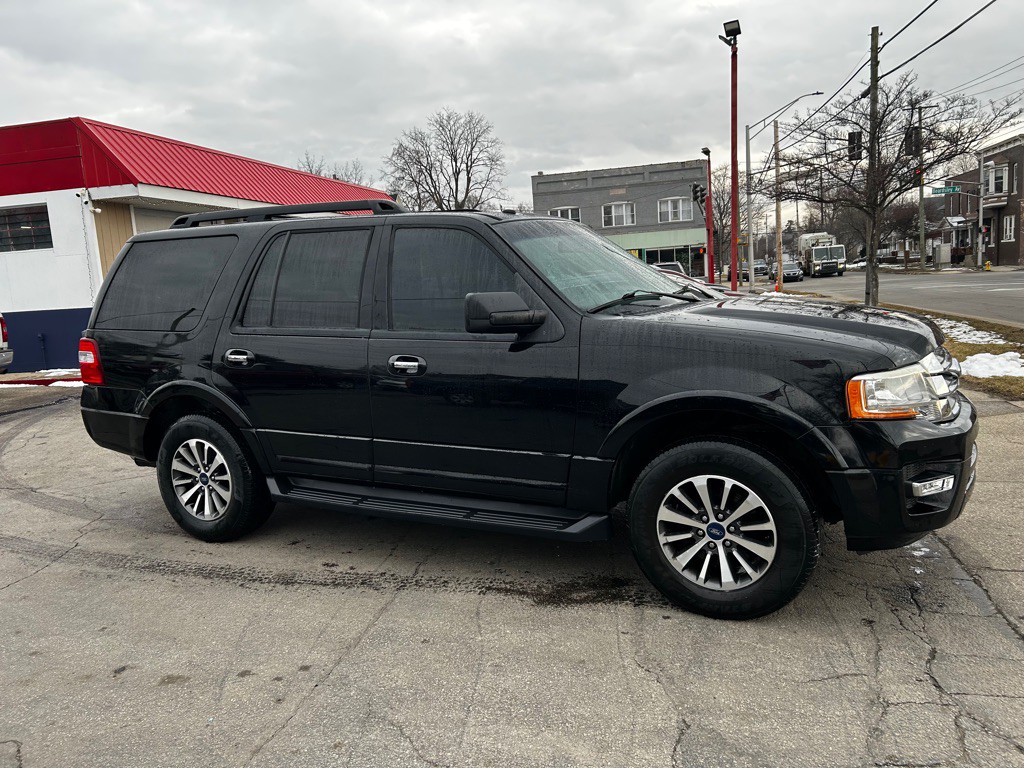 2017 Ford Expedition Image 9