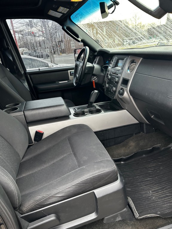 2017 Ford Expedition Image 10