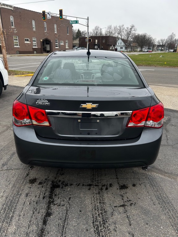 2013 Chevrolet Cruze Image 5
