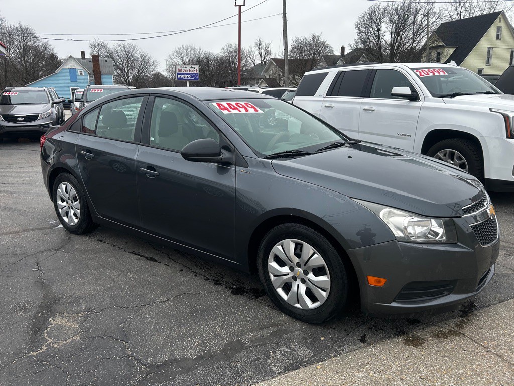 2013 Chevrolet Cruze Image 8