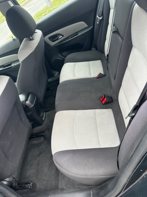 2013 Chevrolet Cruze Image 11