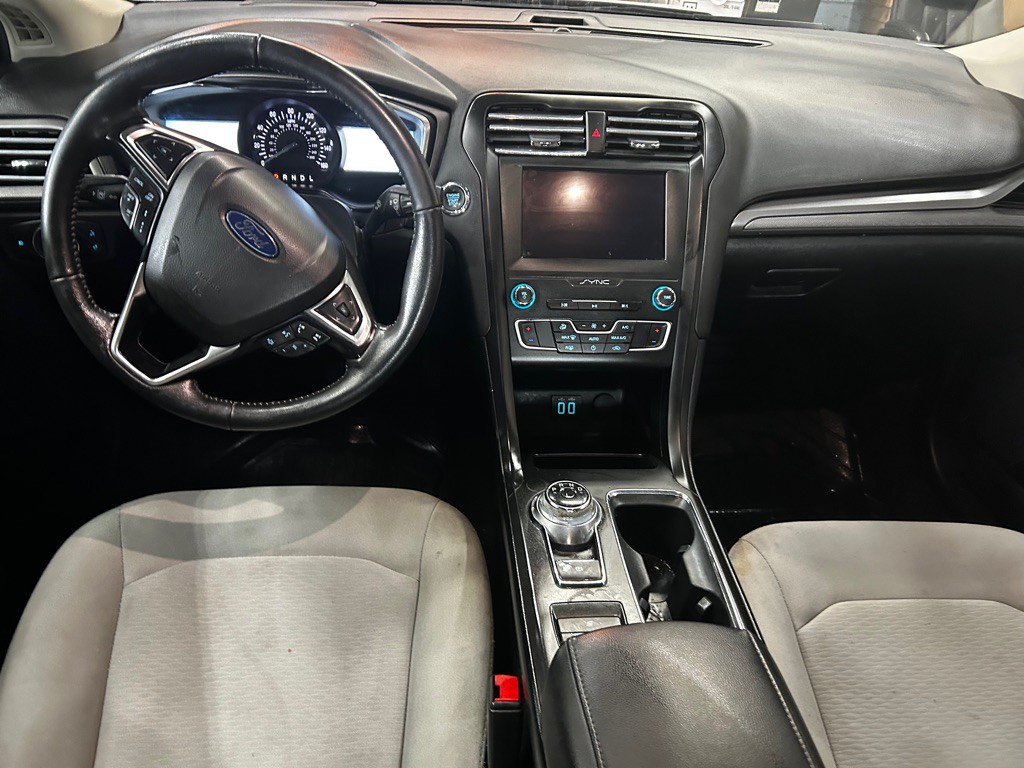 2020 Ford Fusion Image 13