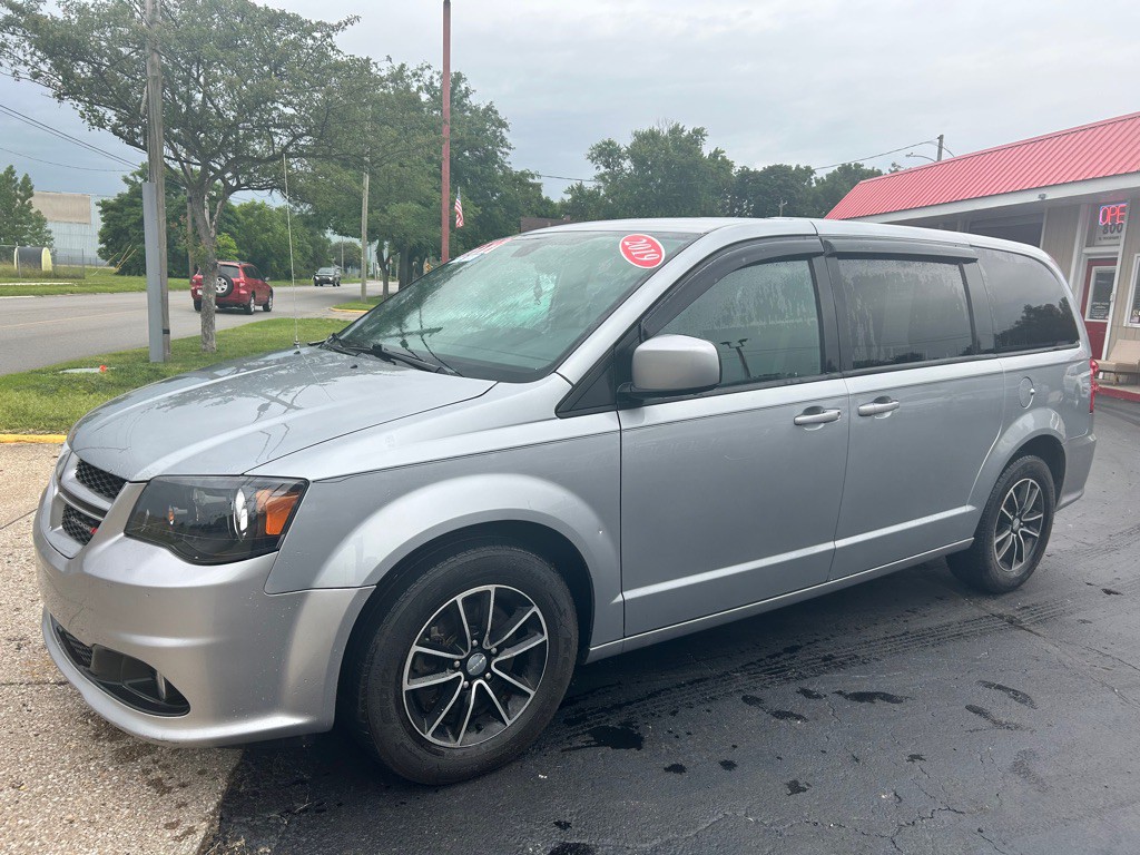 2019 Dodge Grand Caravan Image 1