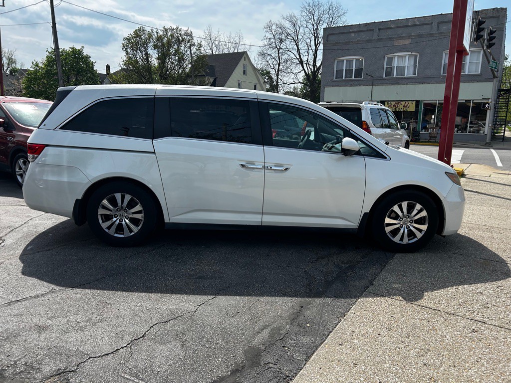 2014 Honda Odyssey Image 8