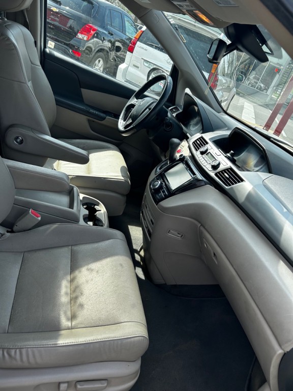 2014 Honda Odyssey Image 10