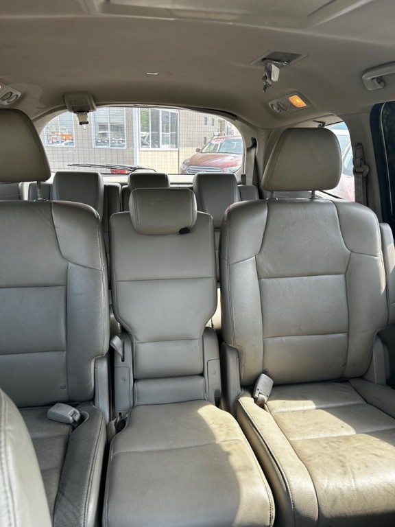 2014 Honda Odyssey Image 11