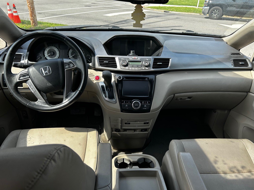 2014 Honda Odyssey Image 18