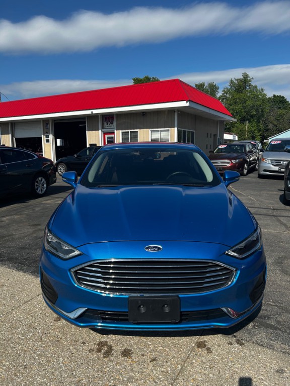 2019 Ford Fusion Image 2