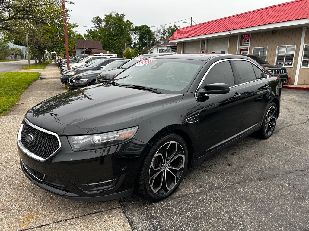 2013 Ford Taurus Image 1