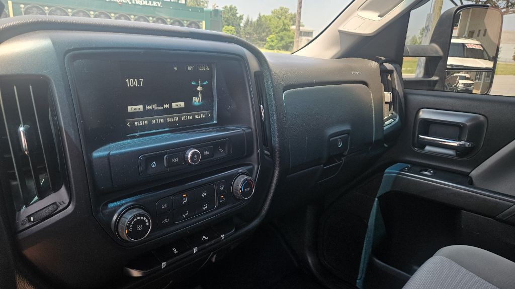 2019 Chevrolet Silverado 1500 Image 10