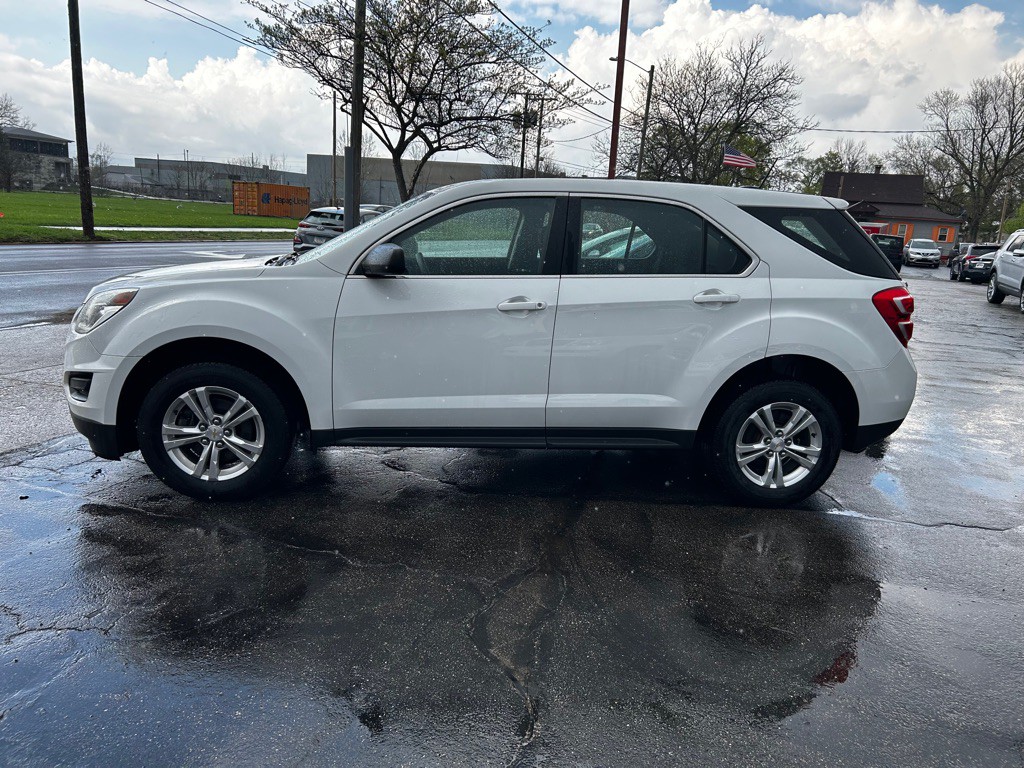 2017 Chevrolet Equinox Image 3