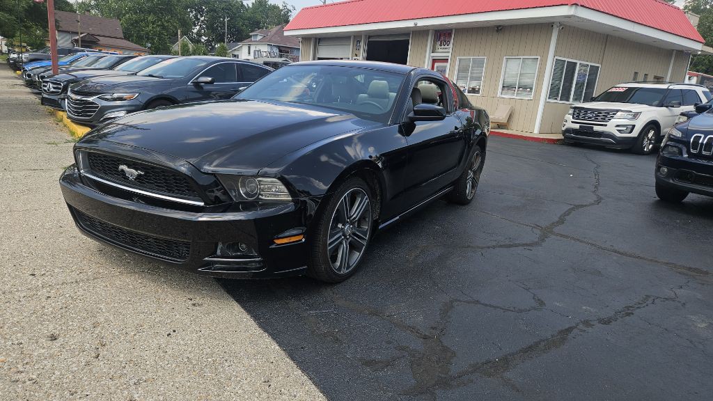 2014 Ford Mustang Image 2