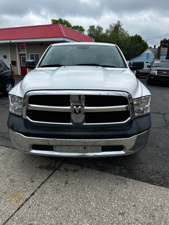 2018 RAM 1500 Image 2