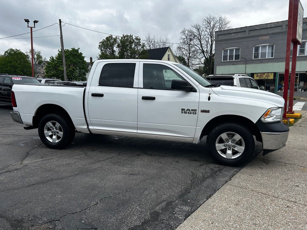 2018 RAM 1500 Image 7
