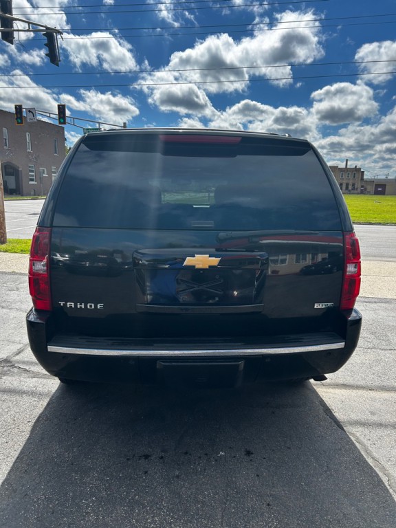 2010 Chevrolet Tahoe Image 5