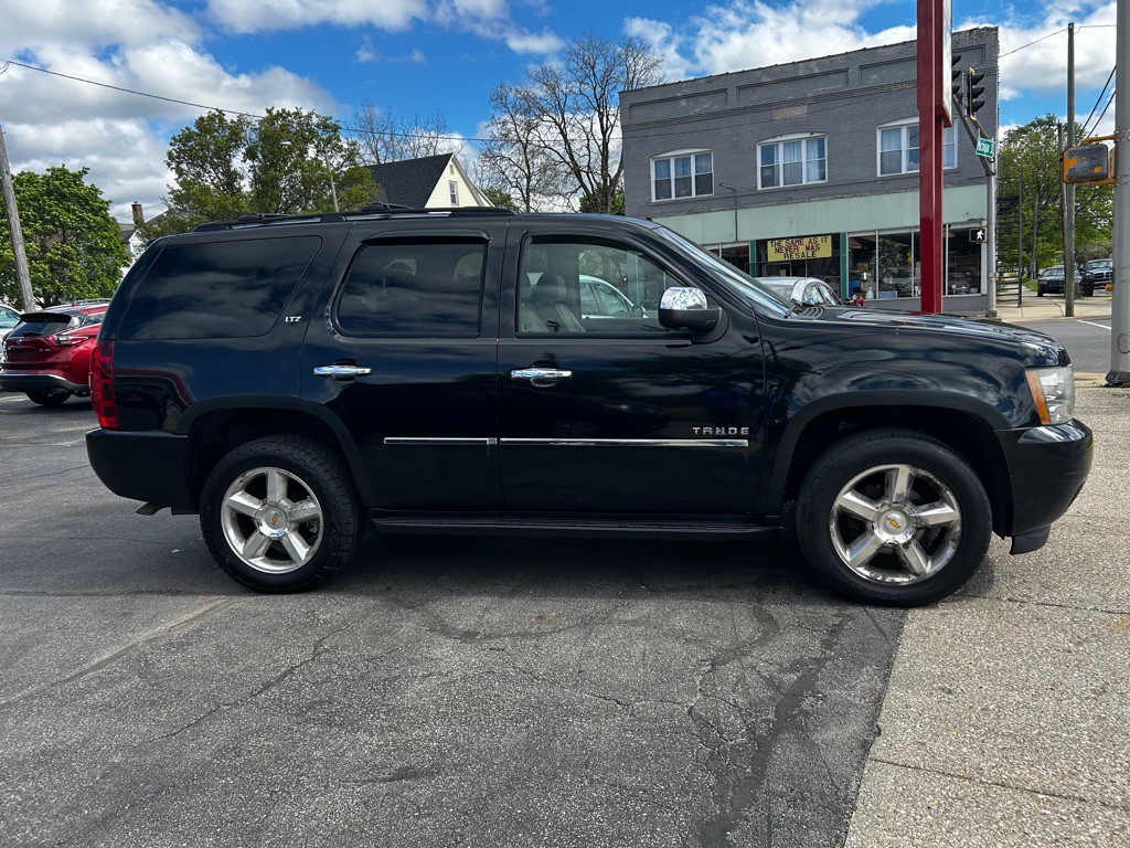 2010 Chevrolet Tahoe Image 8