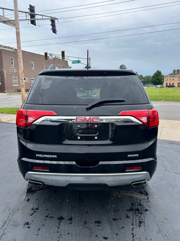 2017 GMC Acadia Image 5