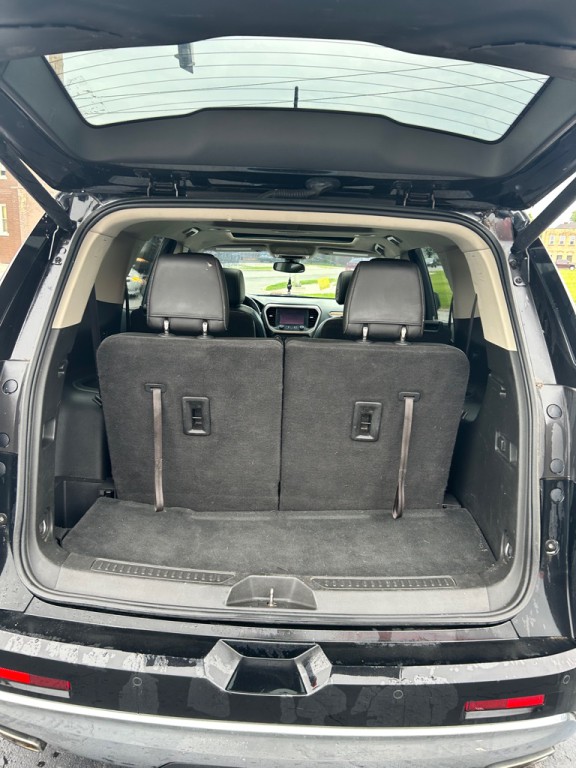 2017 GMC Acadia Image 6